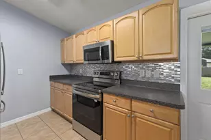 5010 Hickory Dr, Fort Pierce, FL 34982 - Photo 11