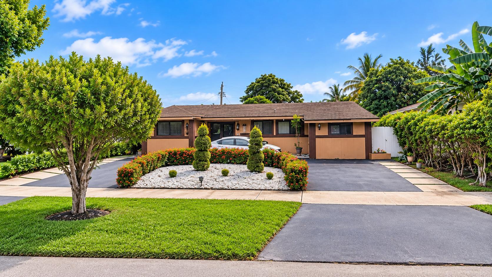 70 NE 174th Dr - 70 NE 174th Dr, North Miami Beach, FL 33162 Luxury Property | Jose Angel Pina