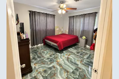 70 NE 174th Drive, North Miami Beach, FL 33162 - Photo 15