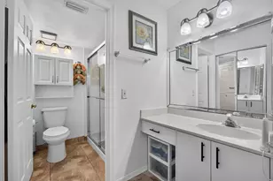 10346 NW 24th Pl, Sunrise, FL 33322 - Photo 17