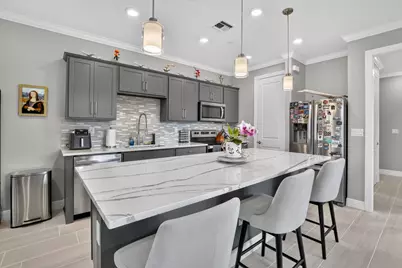 765 NW 84th Terrace, Plantation, FL 33324 - Photo 7