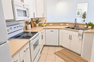 4602 SW 160th Ave, Miramar, FL 33027 - Photo 13
