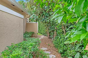 23 Windward Isle, Palm Beach Gardens, FL 33418 - Photo 41