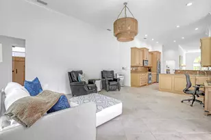 23 Windward Isle, Palm Beach Gardens, FL 33418 - Photo 19
