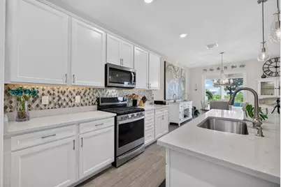 10521 SW Captiva Drive, Port Saint Lucie, FL 34987 - Photo 17
