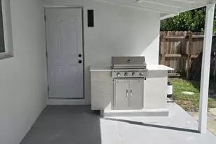 160 NE 60th St, Oakland Park, FL 33334 - Photo 9
