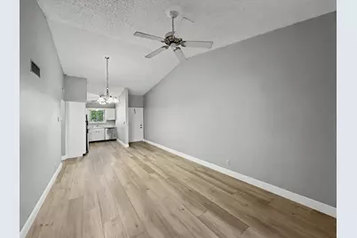 330 Palmwood Place #210, Boca Raton, FL 33431 - Photo 3