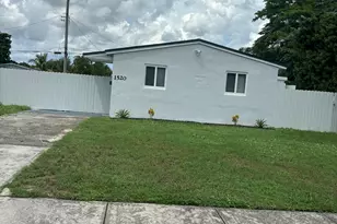 1520 N 68th Terrace, Hollywood, FL 33024 - Photo 1