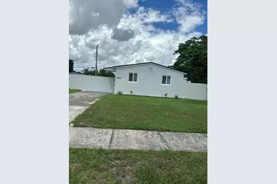 1520 N 68th Terrace, Hollywood, FL 33024 - Photo 1