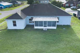 1031 SE 39th Terrace, Okeechobee, FL 34974 - Photo 7