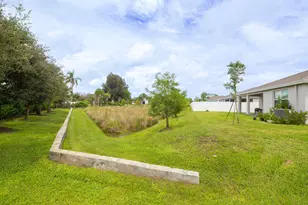5788 SE Sky Blue Cir, Stuart, FL 34997 - Photo 33