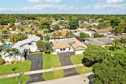 275 NW 37th Way, Deerfield Beach, FL 33442 - Photo 43