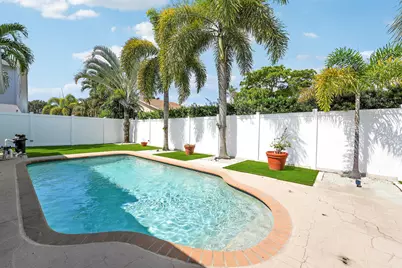 275 NW 37th Way, Deerfield Beach, FL 33442 - Photo 33