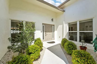 275 NW 37th Way, Deerfield Beach, FL 33442 - Photo 5