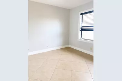 6716 Palmetto Circle S #202, Boca Raton, FL 33433 - Photo 5