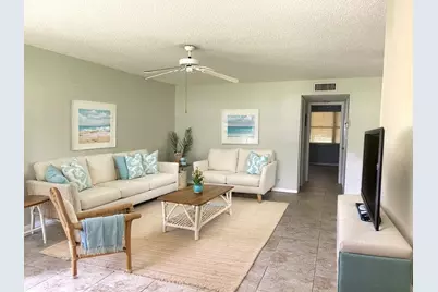 892 High Point Boulevard N #B, Delray Beach, FL 33445 - Photo 3