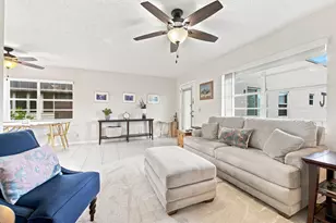479 Burgundy J, Delray Beach, FL 33484 - Photo 11