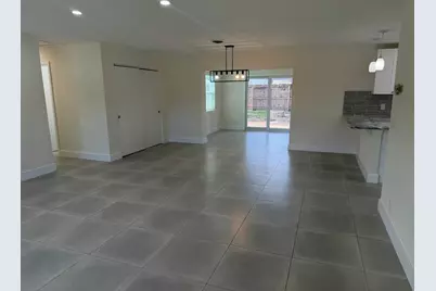 1143 SE 4th Avenue, Deerfield Beach, FL 33441 - Photo 3