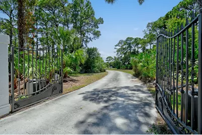 425 N Ffa Road, Fort Pierce, FL 34945 - Photo 3