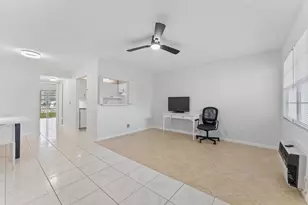 398 Tilford S, Deerfield Beach, FL 33442 - Photo 3