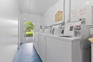 398 Tilford S, Deerfield Beach, FL 33442 - Photo 17