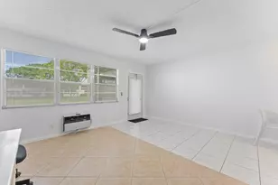 398 Tilford S, Deerfield Beach, FL 33442 - Photo 5
