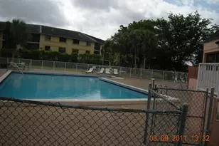 8921 NW 28th Dr, Coral Springs, FL 33065 - Photo 3