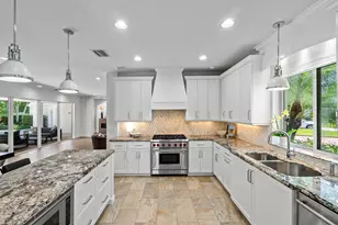 225 NW 11th St, Delray Beach, FL 33444 - Photo 13