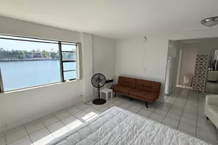 6484 Indian Creek Dr, Miami Beach, FL 33141 - Photo 9
