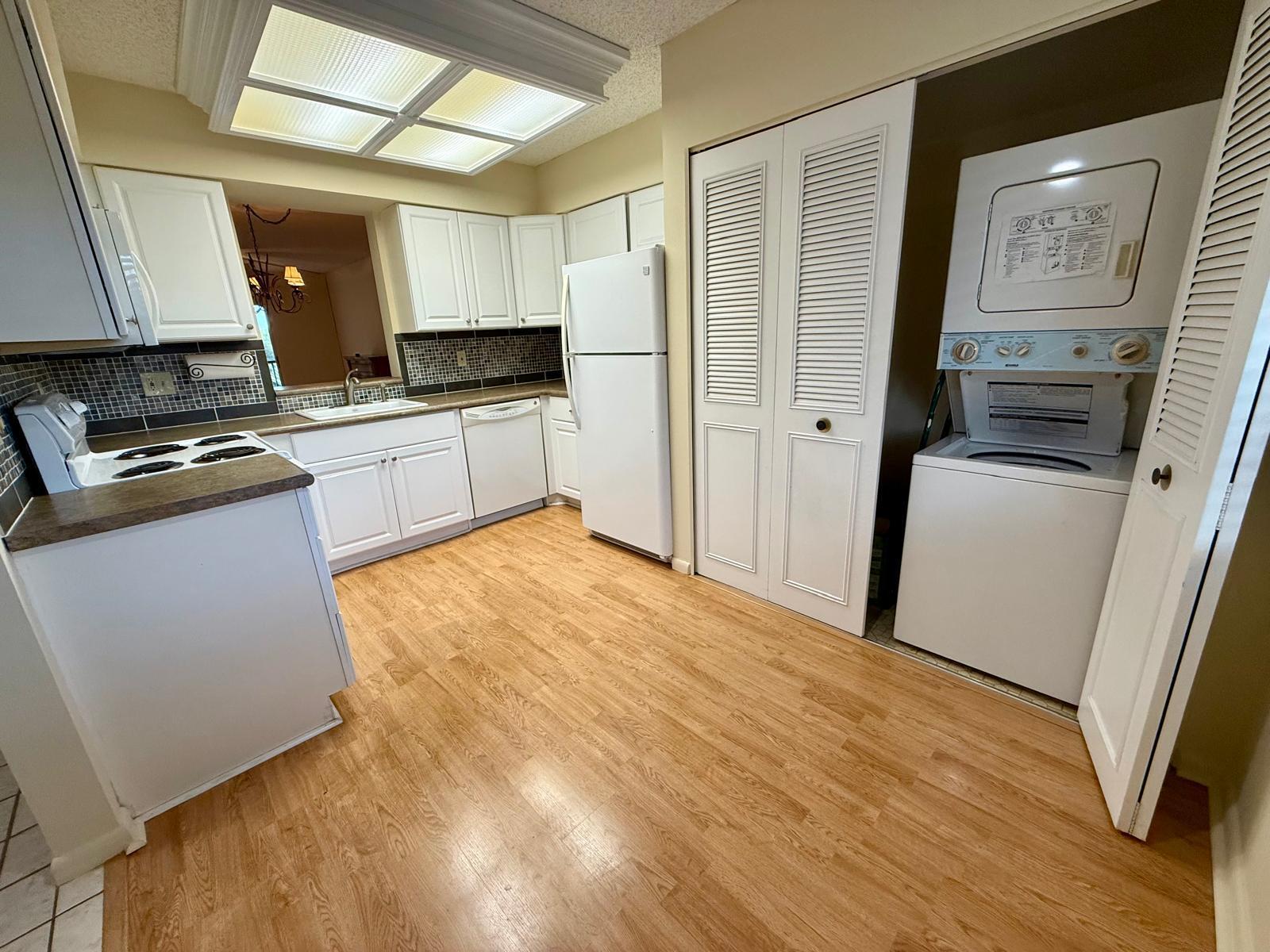 2212 S Cypress Bend Dr #303 - 2212 S Cypress Bend Dr #303, Pompano Beach, FL 33069 Luxury Property | Jose Angel Pina