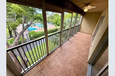 2212 S Cypress Bend Drive #303, Pompano Beach, FL 33069 - Photo 5