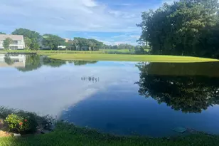 4638 Carlton Golf Dr, Lake Worth, FL 33449 - Photo 9