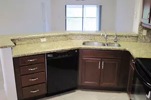 2232 N Cypress Bend Dr, Pompano Beach, FL 33069 - Photo 3
