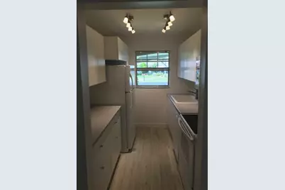 1387 High Point Way NW #B, Delray Beach, FL 33445 - Photo 9