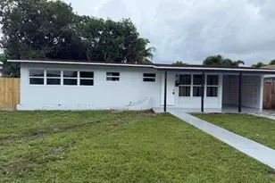 1130 NE 4th St, Pompano Beach, FL 33060 - Photo 1