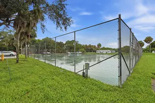 430 Commodore Dr, Plantation, FL 33325 - Photo 51