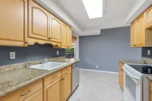430 Commodore Dr, Plantation, FL 33325 - Photo 35