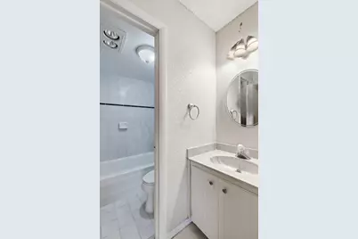 430 Commodore Drive #314, Plantation, FL 33325 - Photo 17