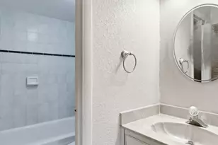 430 Commodore Dr, Plantation, FL 33325 - Photo 17
