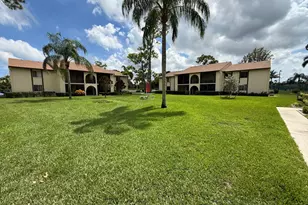 304 Knotty Pine Cir, Greenacres, FL 33463 - Photo 1
