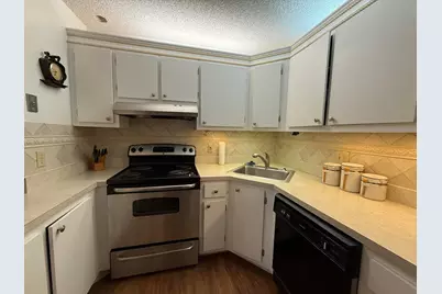 304 Knotty Pine Circle #B-2, Greenacres, FL 33463 - Photo 11