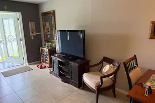 15 Chatham A, West Palm Beach, FL 33417 - Photo 3