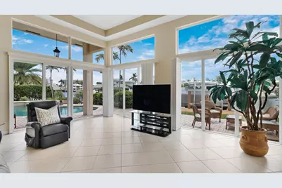 2761 SE 9th Street, Pompano Beach, FL 33062 - Photo 11