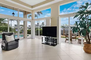 2761 SE 9th St, Pompano Beach, FL 33062 - Photo 11