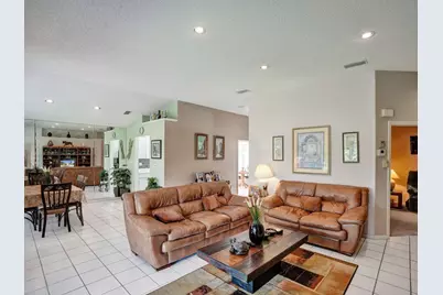 7592 Ironbridge Circle, Delray Beach, FL 33446 - Photo 19