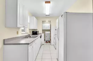6143 NW 22nd St, Margate, FL 33063 - Photo 13