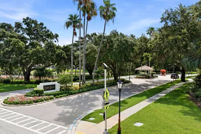 508 E Tall Oaks Drive, Palm Beach Gardens, FL 33410 - Photo 1