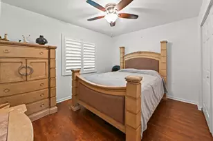 1006 Center Stone Ln, Riviera Beach, FL 33404 - Photo 25
