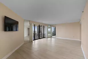 5080 N Ocean Dr, Singer Island, FL 33404 - Photo 11