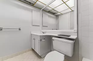 1638 Embassy Dr, West Palm Beach, FL 33401 - Photo 13